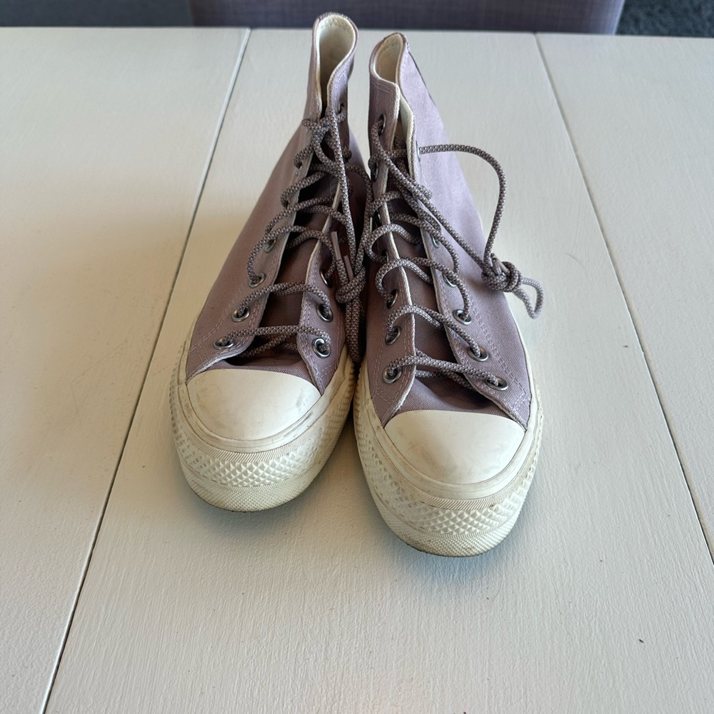 Size 8 - Converse Chuck Taylor All Star Lift Platform High Stone Mauve W